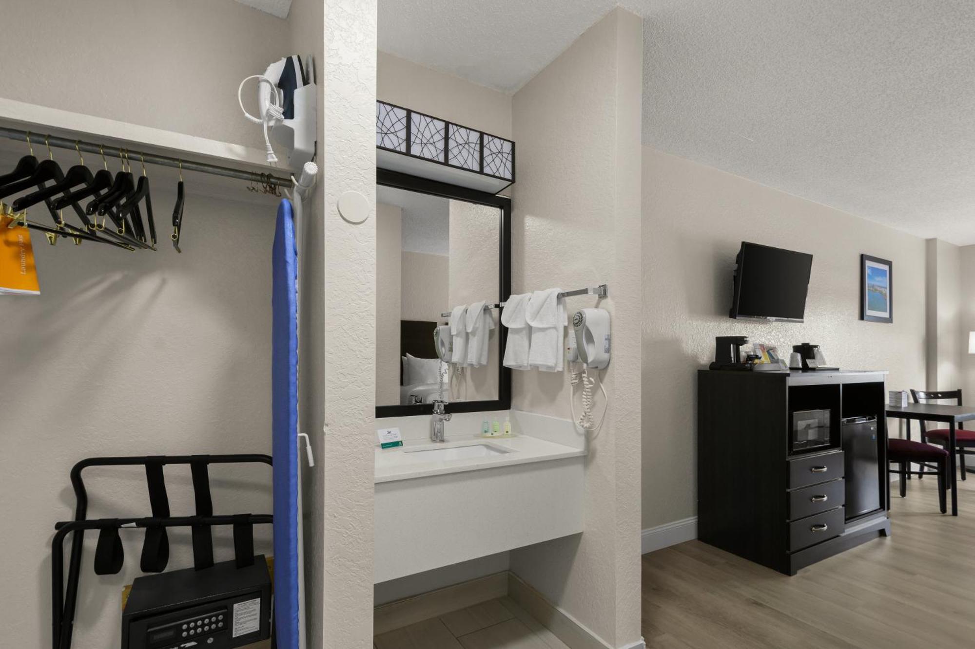 Quality Inn Sarasota I-75 Vamo Buitenkant foto