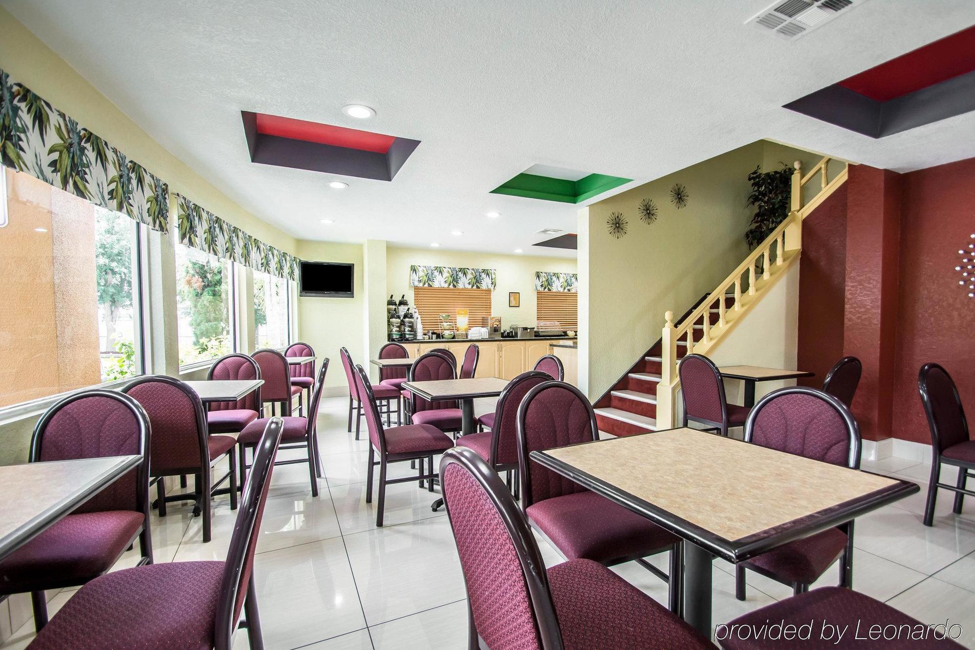 Quality Inn Sarasota I-75 Vamo Buitenkant foto